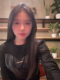 5 Fakta Moreen JKT48 yang Genap 14 Tahun, Dijuluki Old Money | IDN Times