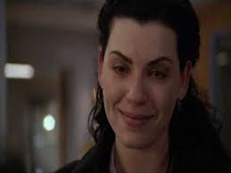 Salve oggi vorrei parlarvi di quelle persone che mettono a disposizione le loro capacità, il loro sapere, i loro sforzi per aiutare in vari luoghi del pianeta persone che non sono fortunate come noi e. E R Medici In Prima Linea Carol Lascia Luka Youtube