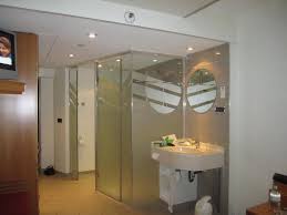 Hotel guests at park inn by radisson berlin alexanderplatz are welcome to bring most pets like cats and dogs. German Hotel Bathroom Aufnahme Von Park Inn By Radisson Berlin Alexanderplatz Tripadvisor