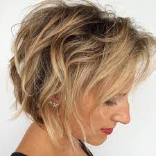 60 Beautiful And Convenient Medium Bob Hairstyles Medium Bob Hairstyles Bob Hairstyles Haircuts For Wavy Hair