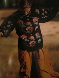 Die blumenmotiven sind auch teilweise kombiniert mit kabel/zopfmuster. 12 Best Susan Duckworth Ideas Knitting Susan Pattern