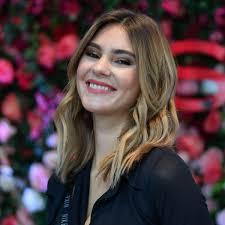 Geburtstag meldet sich max giesinger nochmal auf instagram zu wort. Stefanie Giesinger Ihre Karriere Vom Top Model Zum Instagram Star Region