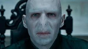 News and pics about one of the best actors in the world. How Ralph Fiennes Transformed Into Voldemort