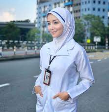 Mira filzah sah bergelar isteri kepada wan emir astar dengan hanya sekali lafaz. Biodata Penuh Mira Filzah Pelakon Popular Pujaan Hati Kanda Biodata Penuh