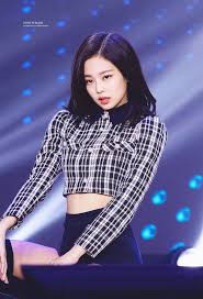 Pin Oleh Jennie Kim Di Blackpink Rambut Baru Gaya Rambut Terbaru Gaya Rambut