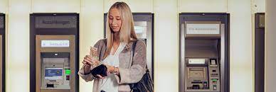 Von altersvorsorge über girokonto bis versicherung: Vr Bank Eg Sb Center Hoisten