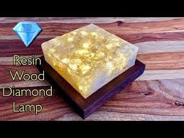 Led Lampe Aus Holz Und Epoxidharz Mit Deko Diamanten Diy Lamp Selfmade Selbstgemacht Homify Led Lampe Led Lampen Aus Holz Epoxidharz