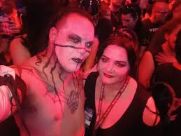 BOOOOOMMM !!!!!! Doris Elaine