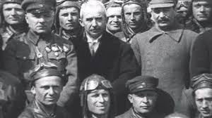 Uu.), nota 3 oficialmente los estados unidos de américa (en inglés, united states of america, cuya sigla oficial en inglés es usa y su contraparte en español es eua), 11 es un país soberano constituido en una república federal constitucional compuesta por cincuenta estados y un. Hoy En 1945 La Union Sovietica Rompio El Tratado De Amistad Turco Sovietico