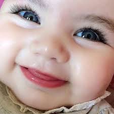Gerlene Souza Adli Kullanicinin Cute Panosundaki Pin Kiz Bebek Resimleri Mavi Gozlu Bebek Bebek Duvar Kagidi