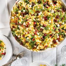 Salade De Farfalles Aux Pommes Aux Canneberges Et A La Feta Ricardo Recipe Vegetarian Side Dishes Cooking Recipes Cooking