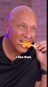 Tanghulu vs. Steve. Place your bets! #food #foodlover #snack #SteveEats