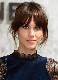 1000 Ideas About French Haircut On Pinterest French Bob Alexa Chung Hair Celebrity Bangs Hair Styles