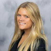 Hallie Walker's Instagram, Twitter & Facebook