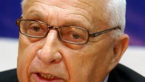 Ex-premier in coma responds to testing