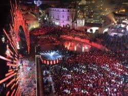 L'anno anche i muti potranno parlare mentre i sordi già lo fanno e si farà l'amore, ognuno come gli va anche i preti potranno sposarsi ma soltanto a una certa età e senza. L Anno Che Verra Gli Ospiti Del Capodanno 2019 In Diretta Da Matera Su Rai 1 E Radio 1 Conduce Amadeus Sul Palco Massimo Ranieri Il Volo Malika Ayane Red Canzian Gianni Togni