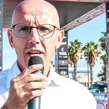 Juan Mari Guajardo, la Voz del ciclismo, una Leyenda en la sombra.