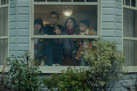 Greta Lee and Wagner Moura in The Last House