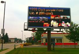 Perbedaan Spanduk Banner Billboard Baliho Poster Brochure Shop Sign Branding Neon Box Iklan Tembok Media 3d Kelas Desain Belajar Desain Grafis Mudah