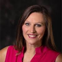 Stephanie Aikin's Instagram, Twitter & Facebook