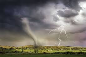 La martinique passe donc en vigilance jaune pour fortes pluies, orages et vents violents. La Vigilance Orange Orages Est Levee Passage En Vigilance Jaune Orages Topmusic Fr