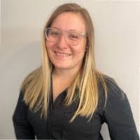 Melissa Nell's Instagram, Twitter & Facebook