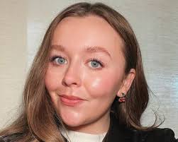 Eden Stuart: Editor at Byrdie