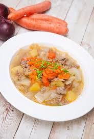 Rezept Kohlsuppe Einfach Und Lecker Immerhungrig Kohlsuppe Rezepte Kohlsuppe Rezept