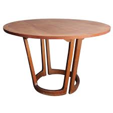 Using place living room, restaurant, dining room, garden, hotel and so on advantages 1. Vintage Lane Dining Table Is The Perfect Round Table To Compliment Any Space Dining Table Table Dining