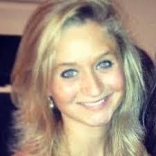 Angela Helle's Instagram, Twitter & Facebook