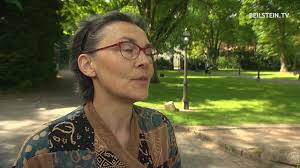 Retro- and Prospectives