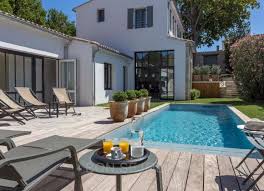 Location Villa Avec Piscine Sur L Ile De Re Archibald Maison Ile De Re Piscine Maison Maison Exterieure
