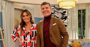 O apresentador joão baião está vitorioso nas manhãs, mas nem tudo são rosas e o apresentador de 55 anos teme o que aí vem. Diana Chaves E Joao Baiao Problemas Tecnicos Na Sic Casa Feliz Arranca Com 50 Minutos De Atraso Nova Gente