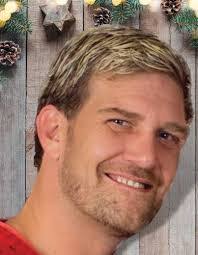 Karan Clark's Instagram, Twitter & Facebook