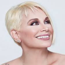 Her birthday, what she did before fame, her family life, fun trivia facts, popularity rankings, and more. Carmen Barbieri Est Carmen Estudio Twitter