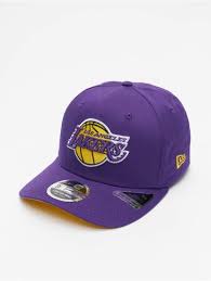 An updated look at the los angeles lakers 2021 salary cap table, including team cap space, dead cap figures, and complete breakdowns of player cap hits, salaries, and bonuses. Los Angeles Lakers Caps Und Fanartikel Defshop