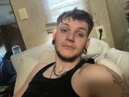 I had a photo shoot today with my friend sage I love you ❤️  @cheesecakelion_45 #photoshoot #couple #fancy #camera #pictures #modeling  #models #CUTIES