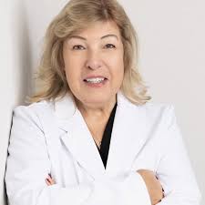 Phyllis Clare RN, BSN (@phoebeglow_aesthetics) • Instagram photos and videos