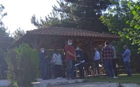 Αυτοί είναι οι χαμπέοι και οι τριαντάφυλλοι κι αυτό είναι το σοϊ σου! Seix Soy Newsbeast