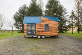 Veteran Carpenter Builds Gorgeous Tiny Home That Boasts Impressive Wood Working And Screened In Porch In 2020 Tiny House House On Wheels Tiny House On Wheels