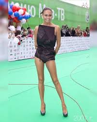 Ляйсан утяшева и без макияжа невероятная красотка 朗 одна из самых прекрасных женщин шоубизнеса,которая не боится быть собой.очень ее уважаю.хороша и без тонны штукатурки. Novosti Lyajsan Utyasheva Rasskazala O Svoem Pohudenii