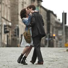Драма, мелодрама, 1 ч 43 мин сша, великобритания • лоне шерфиг. Rising Star Jim Sturgess Reveals How He Hit It Off With Hollywood Beauty Anne Hathaway On Edinburgh Set Of One Day Daily Record