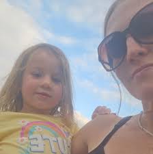 Hello guys please i need to know how i can start child support case for my  children im new in lakeland and i dont know anything in this area is there  any