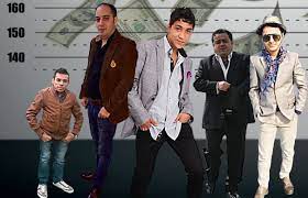Adrian minune, stefanestii de jos. El Este Cel Mai Mic Manelist Adrian Minune Este Urias Pe LangÄƒ El Despre Cine Este Vorba Foto