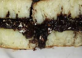 Tutup teflon hingga seluruh permukaan matang. Cara Membuat Martabak Manis Bangka Teflon