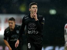 See more of robin gosens on facebook. Die Aussergewohnliche Geschichte Des Robin Gosens Champions League Kicker