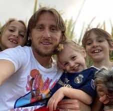 Žestoka svađa u reprezentaciji hrvatske: Real Madrid Families Realmadridfamily Luka Modric With His Kids