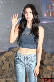 Kwon Eunbi Instagram - floods with sexy photos after Waterbomb