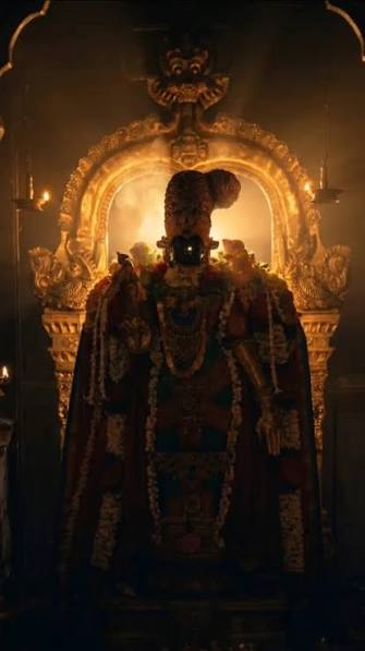 A true darshan of Meenakshi Amman ✨, Grace, power, and beauty in one divine form 🙏🏻, Experience the divine presence of Meenakshi in this traditional darshan. ✨, Known for her grace and compassion, ...