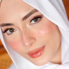 Angelic Beauty 🤍🕊